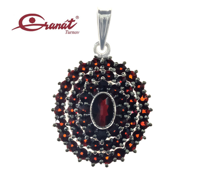 Czech garnet / 6470128 pendant