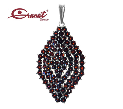 Czech garnet / 6471319 pendant